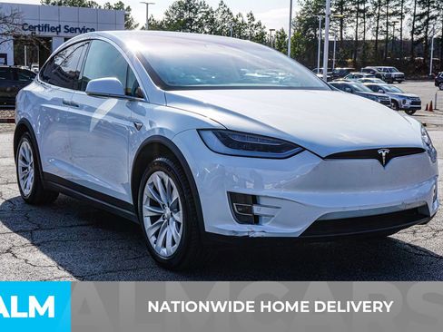 Used 2017 Tesla Model X 90D image 6