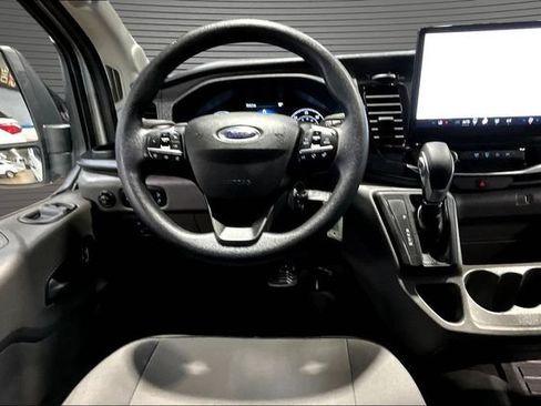 Used 2025 Ford Transit 350 XLT AWD/4WD image 9