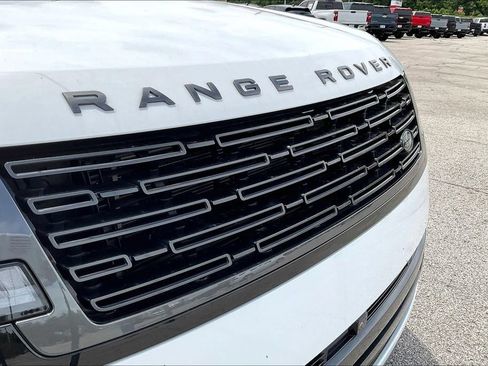 Used 2023 Land Rover Range Rover SE AWD/4WD image 25