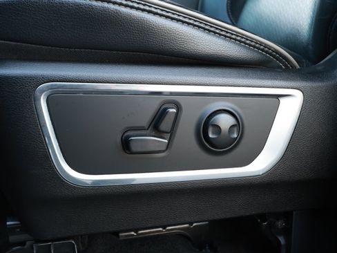Used 2024 RAM 1500 Laramie RWD image 23