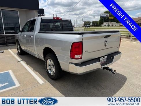 Used 2017 RAM 1500 Classic SLT RWD image 3