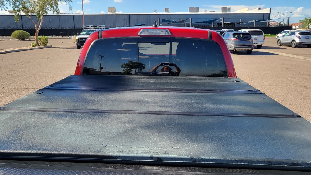 Used 2020 Toyota Tacoma Limited RWD image 14