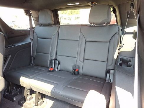 Used 2024 Chevrolet Tahoe High Country w/ Premium Package 2 AWD/4WD image 8
