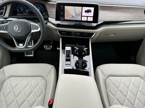 New 2026 Volkswagen Atlas SEL Premium R-Line image 12