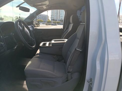 Used 2014 Chevrolet Silverado 1500 W/T RWD image 12