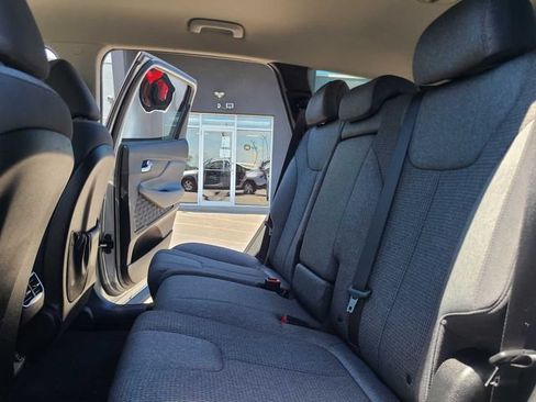 Used 2023 Hyundai Santa Fe SEL AWD/4WD image 25