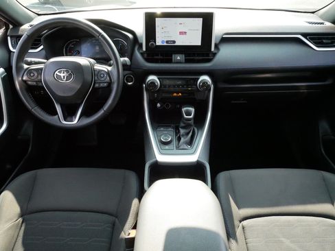 Used 2024 Toyota RAV4 SE AWD/4WD image 10