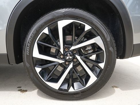 Used 2024 Mitsubishi Outlander SE FWD image 23