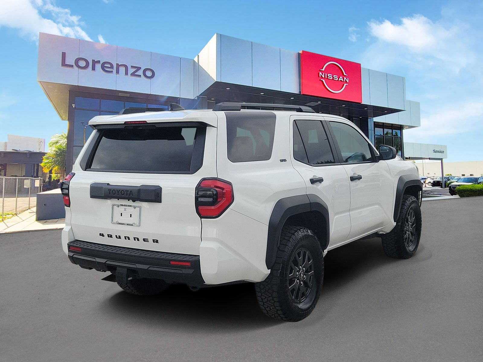 Used 2026 Toyota 4Runner SR5 AWD/4WD image 5