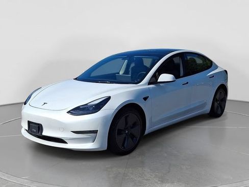 Used 2023 Tesla Model 3 Long Range AWD/4WD image 3