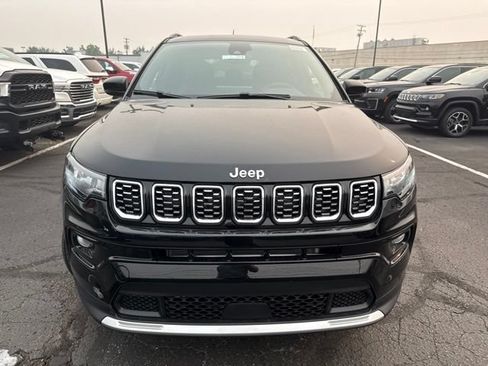 Used 2026 Jeep Compass Limited w/ Sun, Sound & Navigation Group AWD/4WD image 2