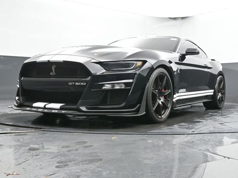 Used 2020 Ford Mustang Shelby GT500 w/ Technology Package image 48