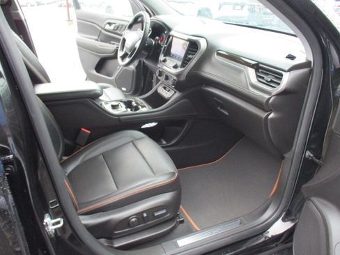 Certified 2023 GMC Acadia AT4 w/ Technology Package AWD/4WD image 15
