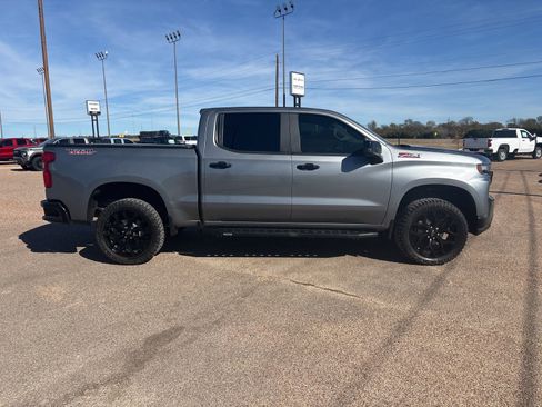 Used 2021 Chevrolet Silverado 1500 LT Trail Boss w/ Convenience Package II image 7
