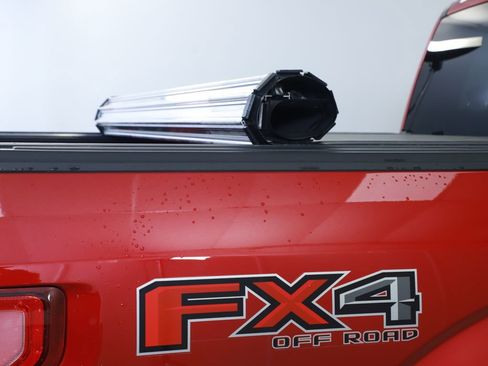 Used 2016 Ford F150 Platinum w/ Equipment Group 701A Luxury image 16