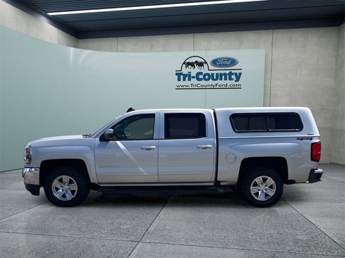 Used 2018 Chevrolet Silverado 1500 LT w/ All Star Edition image 4