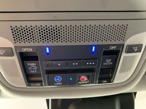 Used 2016 Acura MDX SH-AWD w/ Technology Package image 25