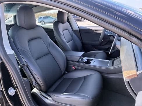 Used 2023 Tesla Model 3 Standard Range image 24
