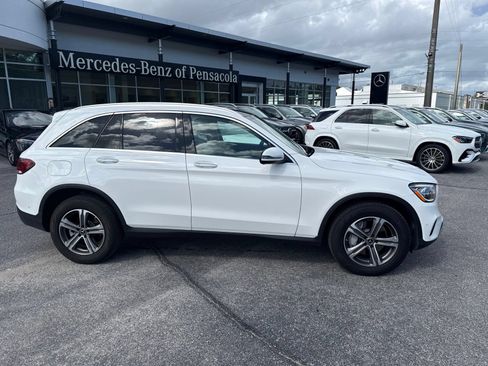 Used 2021 Mercedes-Benz GLC 300 image 2