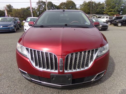 Used 2015 Lincoln MKX Base AWD 4dr SUV w/ Equipment Group 102A image 2