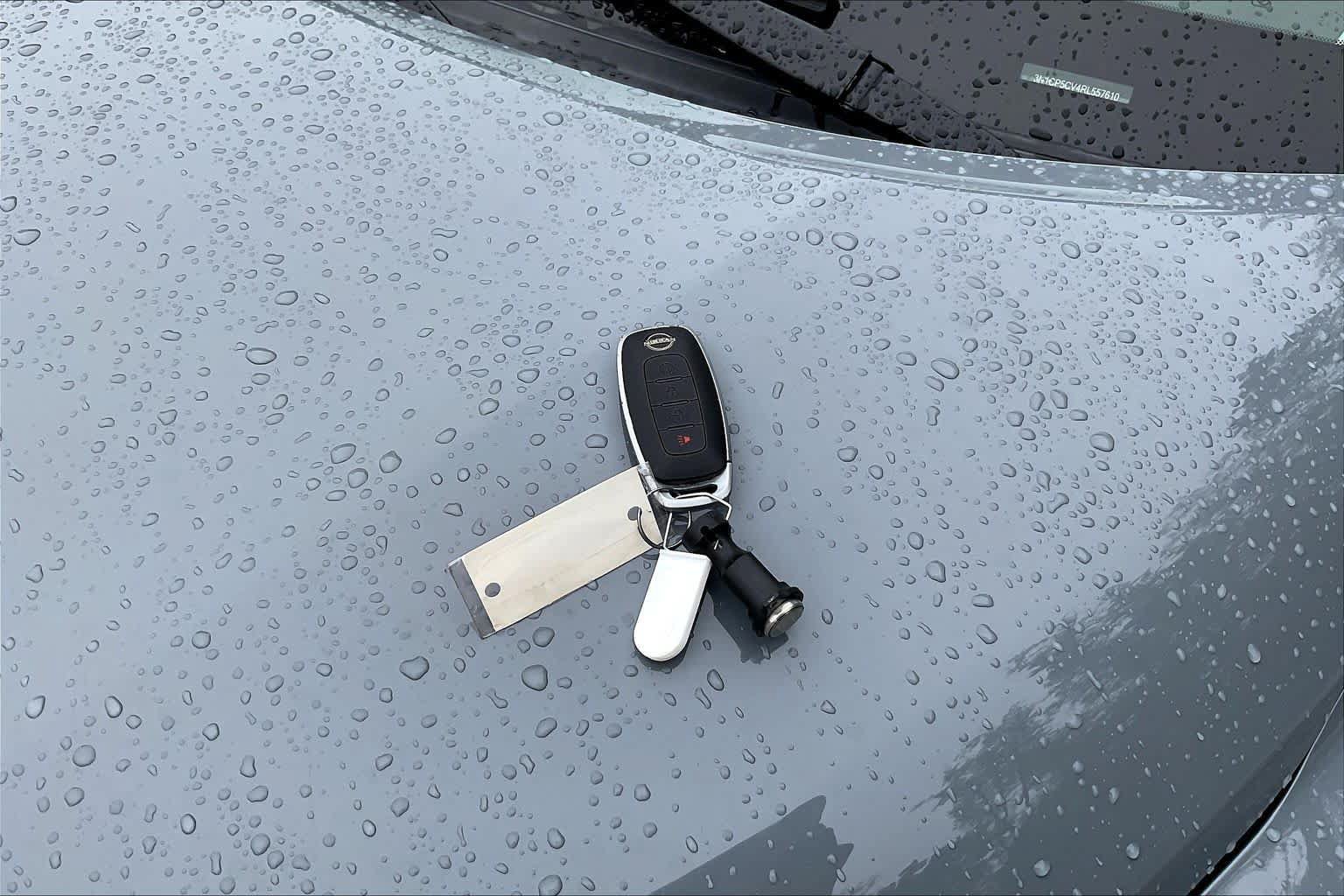 Used 2024 Nissan Kicks SV FWD image 14