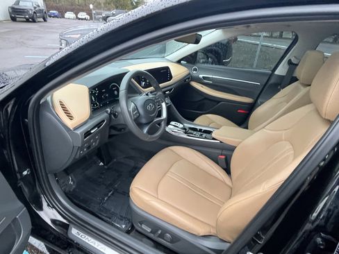 Certified 2023 Hyundai Sonata Limited image 9