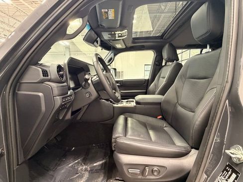 Used 2025 Toyota Land Cruiser image 24