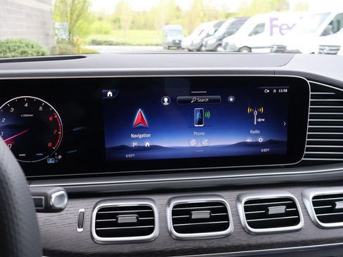 New 2026 Mercedes-Benz GLS 450 4MATIC image 25