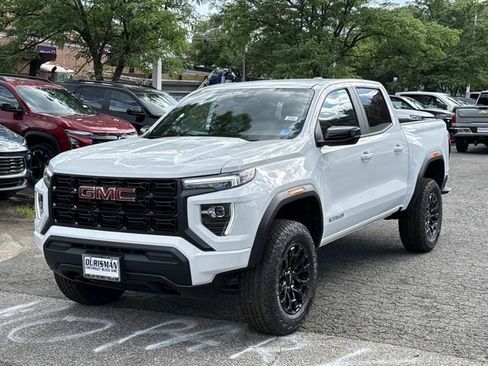 New 2026 GMC Canyon Elevation RWD image 5