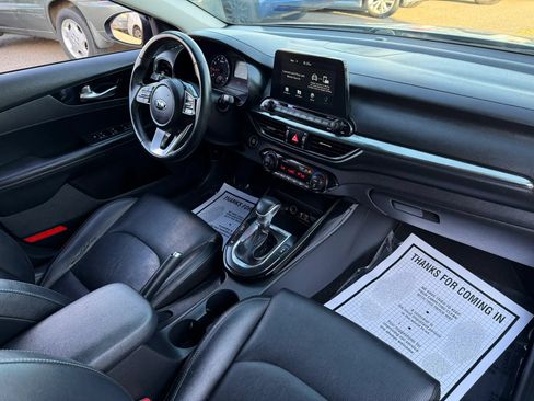 Used 2019 Kia Forte EX FWD image 16