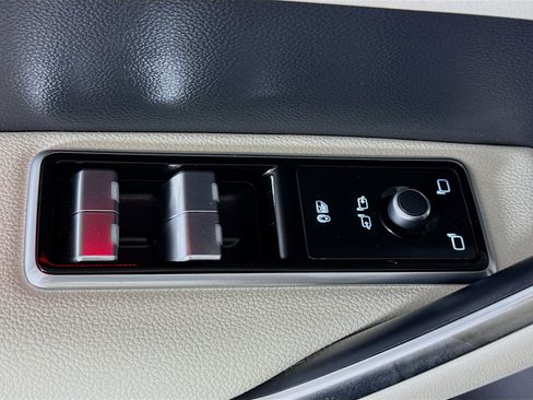 Used 2024 Jaguar F-PACE R-Dynamic S image 24