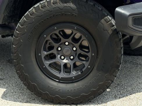 Used 2023 Jeep Wrangler Unlimited Rubicon w/ Xtreme 35 Tire Package AWD/4WD image 30