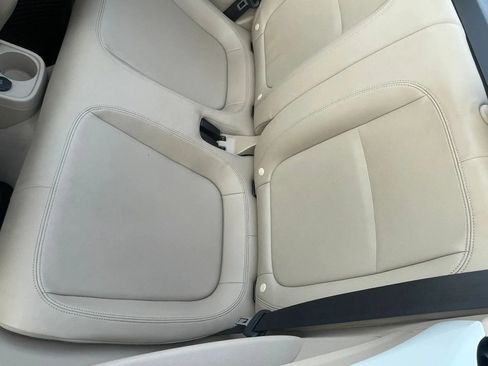Used 2014 Volkswagen Beetle TDI FWD image 31