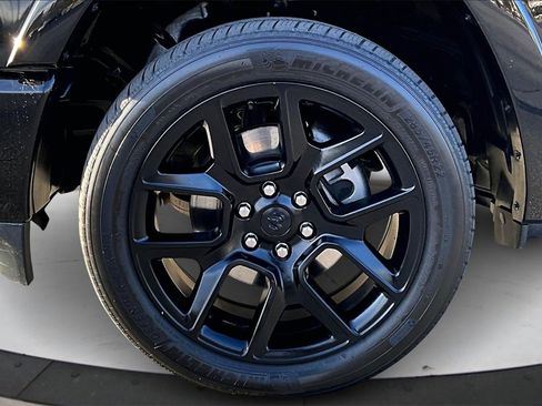 Used 2020 RAM 1500 Laramie image 33