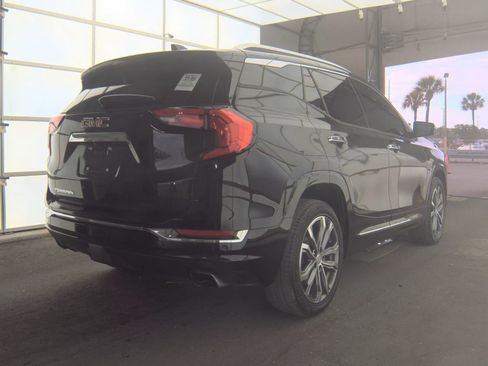 Used 2019 GMC Terrain Denali w/ Advanced Safety Package image 6