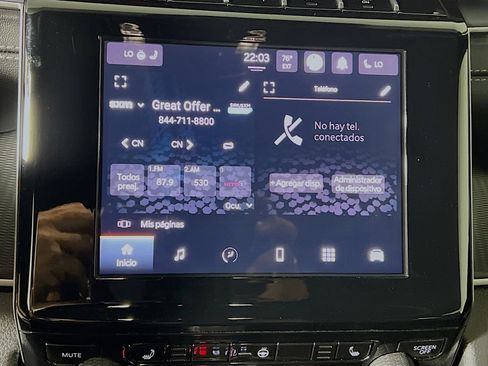 Used 2025 Jeep Grand Cherokee L Laredo image 27