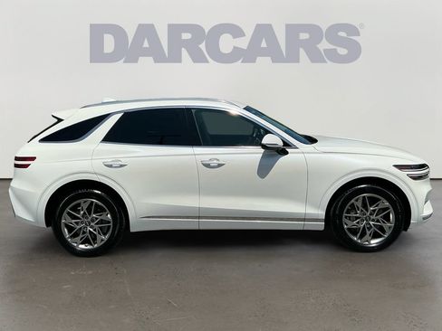 Used 2025 Genesis GV70 2.5T AWD/4WD image 8