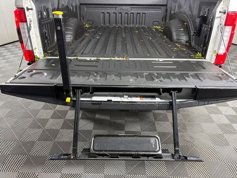 Certified 2019 Ford F250 King Ranch w/ King Ranch Ultimate Package AWD/4WD image 33