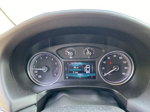 Used 2018 Buick Enclave Essence image 26