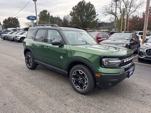 New 2025 Ford Bronco Sport Outer Banks image 3
