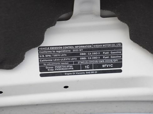 Certified 2023 Nissan Titan SV image 22