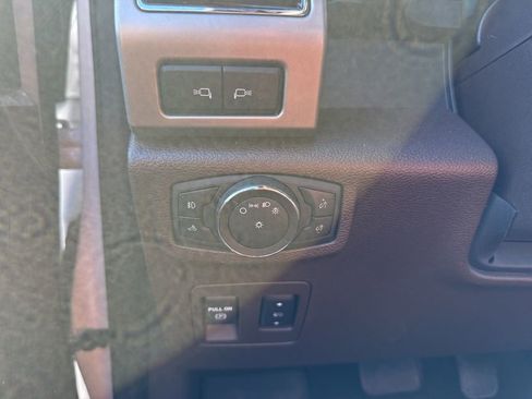 Used 2019 Ford F150 King Ranch w/ FX4 Off-Road Package image 7