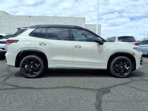 New 2026 Volkswagen Tiguan SE R-Line AWD/4WD image 6
