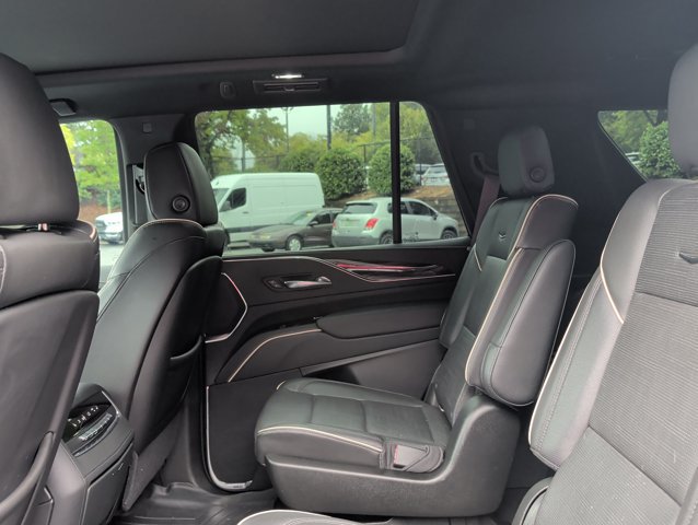 Used 2021 Cadillac Escalade Premium Luxury w/ Performance Package AWD/4WD image 20