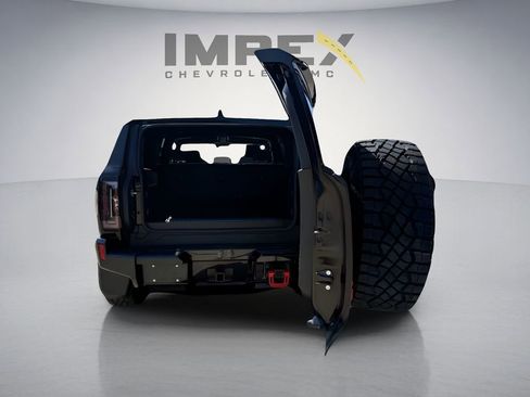 Used 2024 GMC Hummer EV 3X w/ Extreme Off-Road Package AWD/4WD image 9