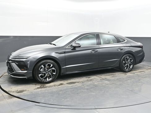 Used 2025 Hyundai Sonata SEL image 5