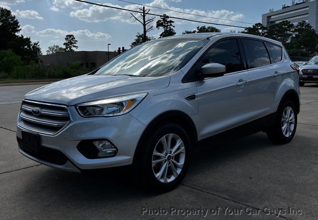 Used 2019 Ford Escape SE FWD image 12