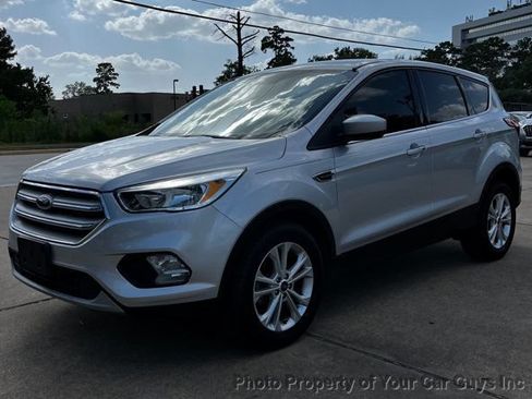 Used 2019 Ford Escape SE FWD image 12