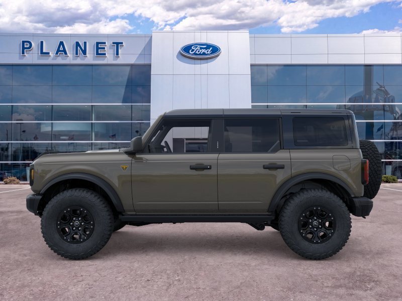 New 2026 Ford Bronco Badlands w/ Wildtrak Package AWD/4WD image 3