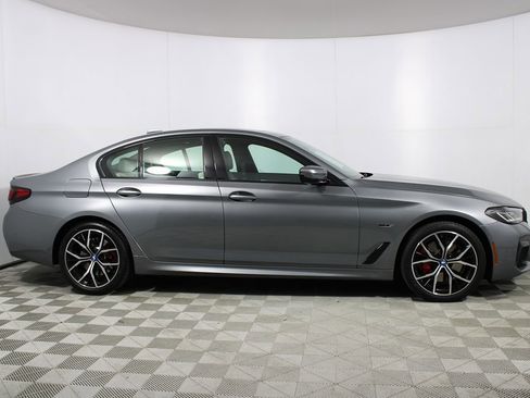 Used 2023 BMW 530e w/ M Sport Package image 43